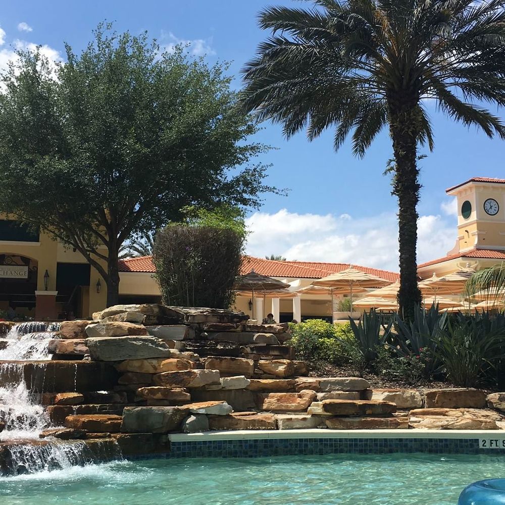 Meet your Posher, Shana